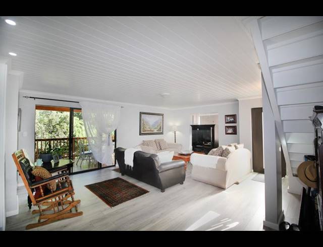 3 BEDROOM HOUSE FOR SALE IN DWARSWEGSTRAND